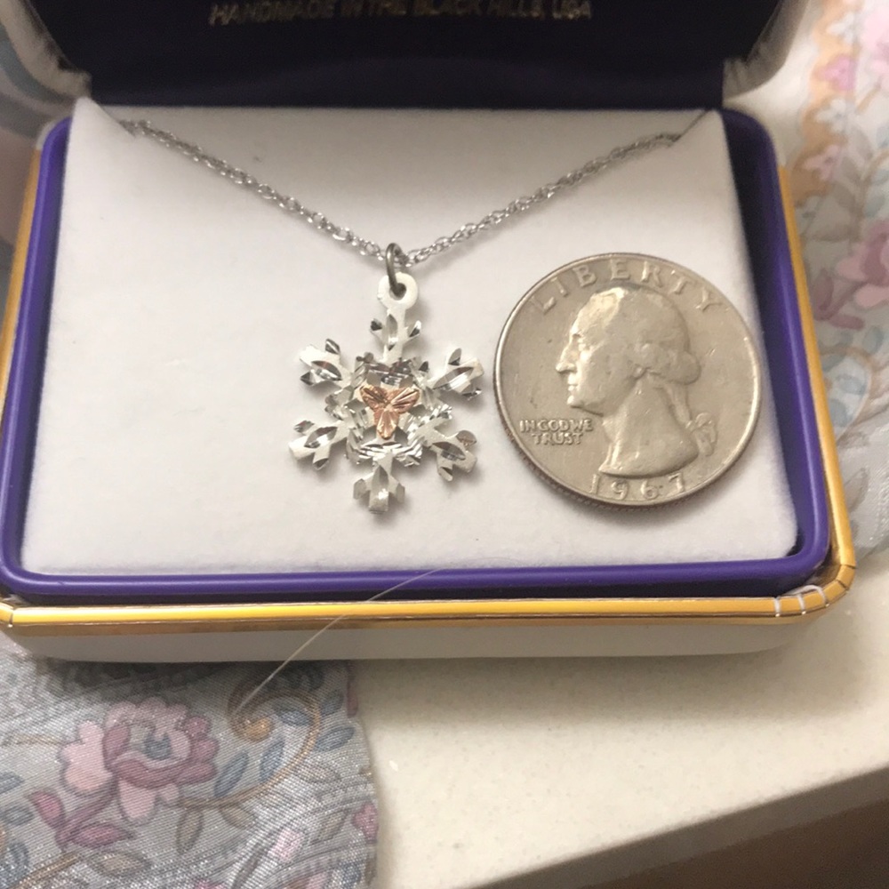 Beautiful Sterling Snowflake Pendant with  Black Hills Gold